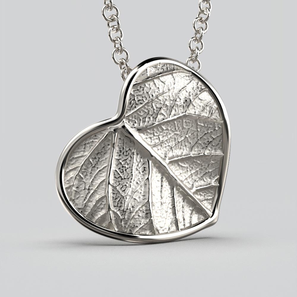 Small Heart Pendant Necklace Leaf Motif - Oltremare Gioielli