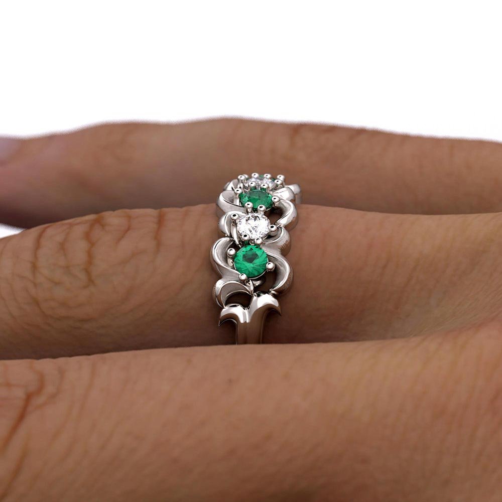 Emerald and Diamond Anniversary Band - Oltremare Gioielli