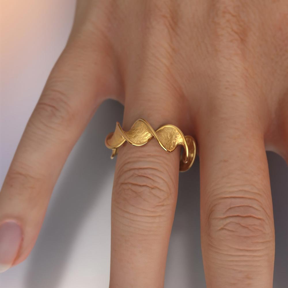 Twisted gold ring made in Italy - Oltremare Gioielli